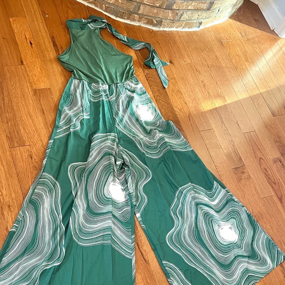 Abstract Wide-Leg Palazzo Jumpsuit Tall Fit Spring Statement, EUC, SIZE S(Tall) - Picture 3 of 8